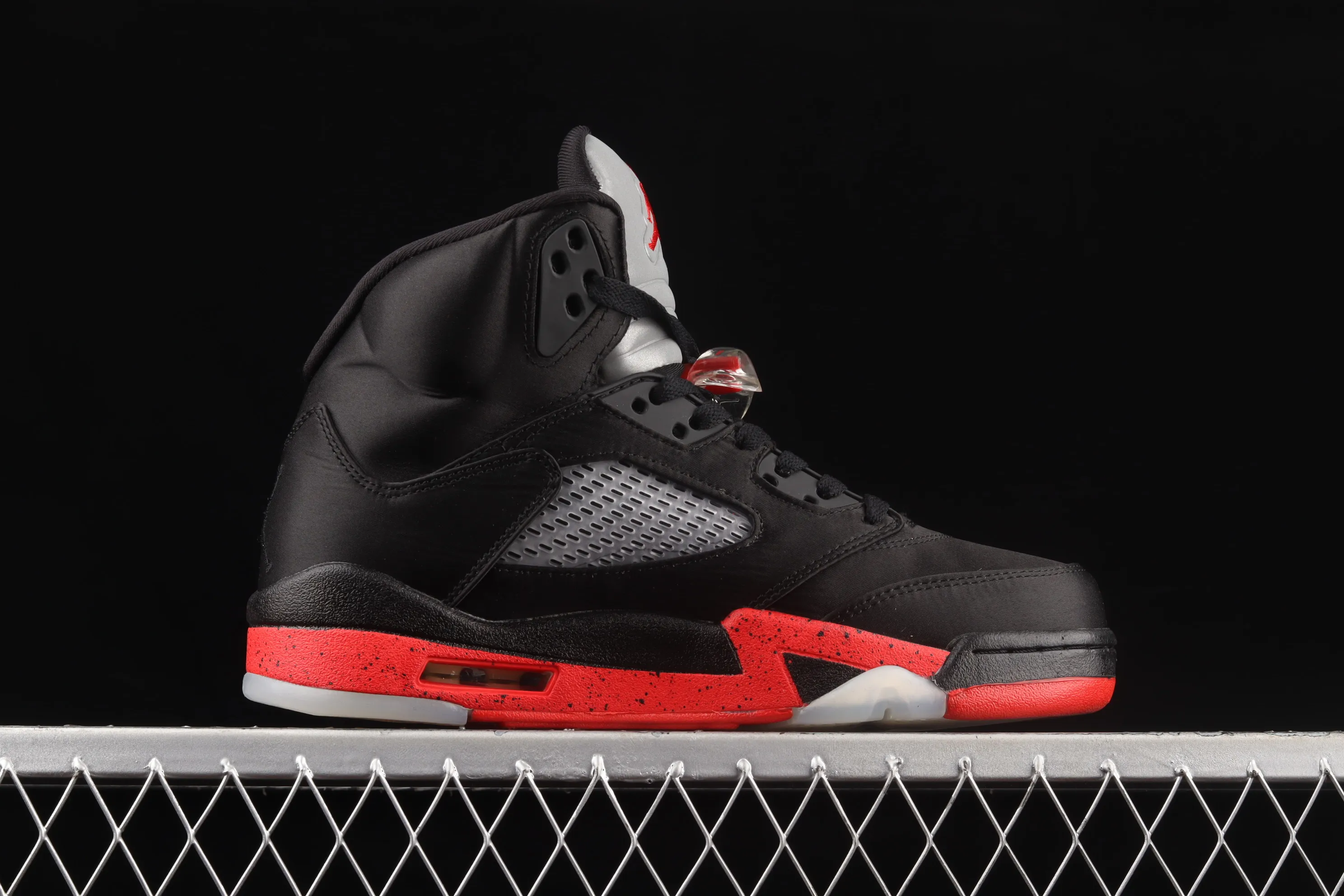 All categories Air Jordan Jordan series basketball shoes Air Jordan 5 Air Jordan 5 Satin Bred AJ5 Joe 5 black and red silk 3M reflective basketball shoes 136027-006